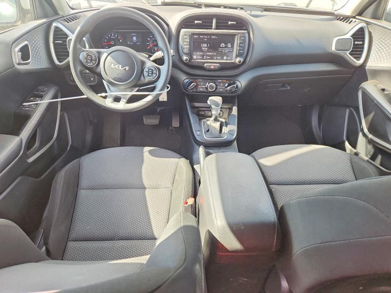 2022 Kia Soul მანქანა იყიდება აუქციონზე, vin: KNDJ23AU0N7833880, აუქციონის ნომერი: 64667466
