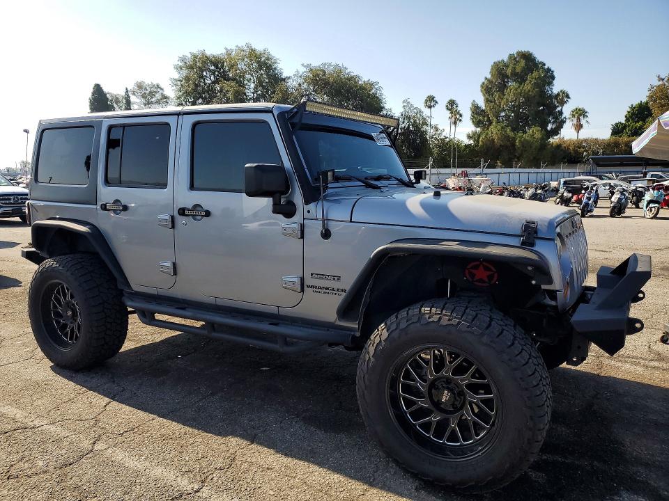 64266096 :رقم المزاد ، 1C4HJWDG1EL237368 vin ، 2014 Jeep Wrangler Unlimited مزاد بيع