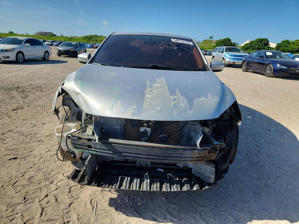 2015 Nissan Sentra მანქანა იყიდება აუქციონზე, vin: 3N1AB7AP6FL652770, აუქციონის ნომერი: 64614176