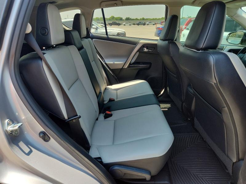 Продаж на аукціоні авто 2017 Toyota Rav4, vin: 2T3YFREV4HW325929, номер лоту: 63648866