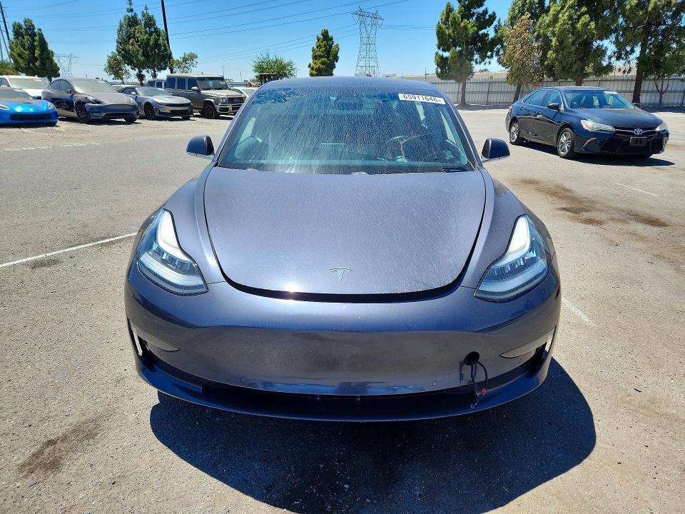 65911646 :رقم المزاد ، 5YJ3E1EA2KF331365 vin ، 2019 Tesla Model 3 مزاد بيع