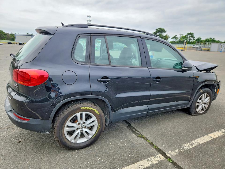 65862666 :رقم المزاد ، WVGBV7AX8GW001642 vin ، 2016 Volkswagen Tiguan مزاد بيع