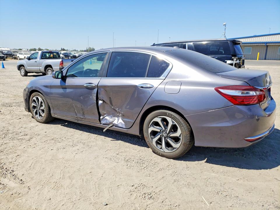 2016 Honda Accord მანქანა იყიდება აუქციონზე, vin: 1HGCR2F88GA033412, აუქციონის ნომერი: 63301256
