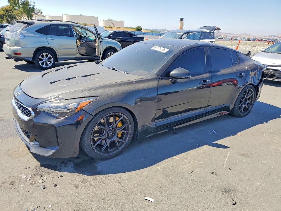 2018 Kia Stinger მანქანა იყიდება აუქციონზე, vin: KNAE35LC8J6022162, აუქციონის ნომერი: 65901266