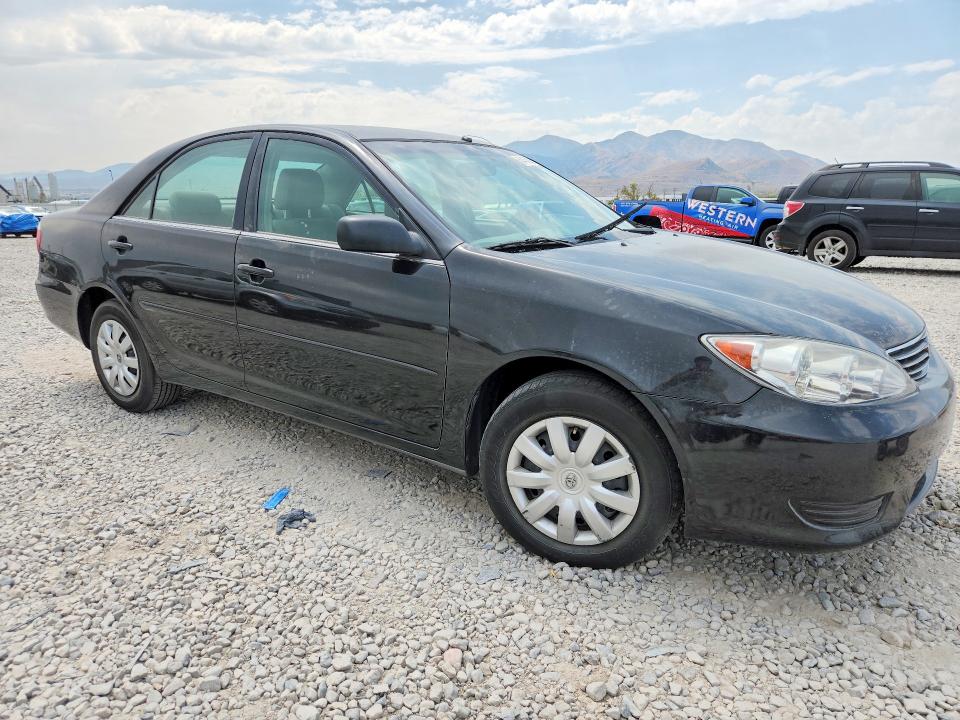 64453396 :رقم المزاد ، 4T1BE30K55U008541 vin ، 2005 Toyota Camry مزاد بيع