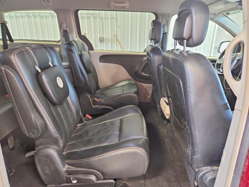 64592266 :رقم المزاد ، 2C4RC1BGXDR583137 vin ، 2013 Chrysler Town & Country مزاد بيع