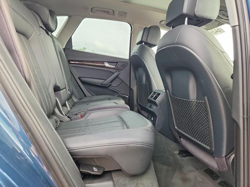 64393626 :رقم المزاد ، WA1BNAFY1J2022201 vin ، 2018 Audi Q5 مزاد بيع
