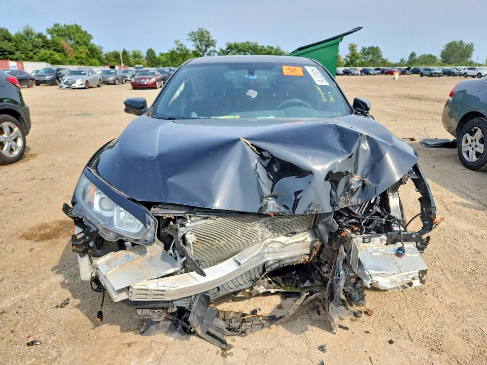 Продаж на аукціоні авто 2018 Honda Civic, vin: SHHFK7H52JU214938, номер лоту: 64652076