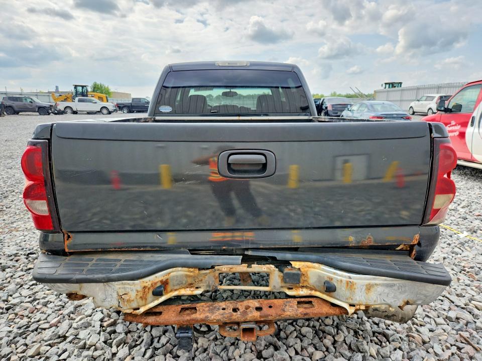 Продажа на аукционе авто 2005 Chevrolet Silverado, vin: 1GCHK23285F898616, номер лота: 65720206