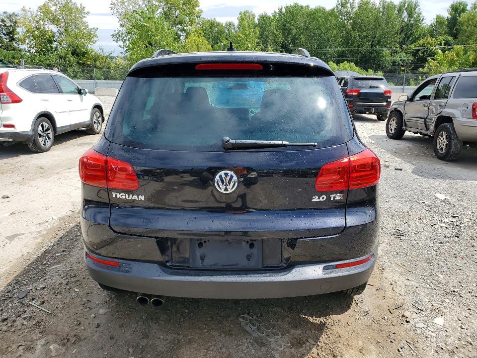 65720296 :رقم المزاد ، WVGAV7AX0FW513597 vin ، 2015 Volkswagen Tiguan مزاد بيع
