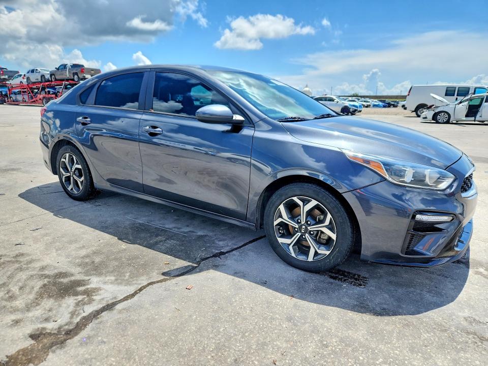 Продажа на аукционе авто 2021 Kia Forte, vin: 3KPF24AD5ME313328, номер лота: 63921306