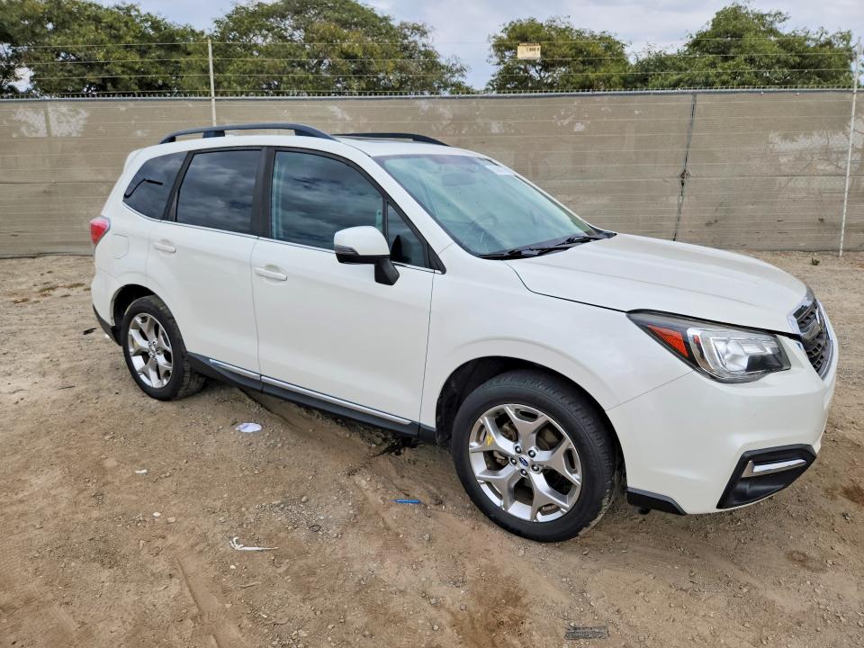 Продаж на аукціоні авто 2018 Subaru Forester, vin: JF2SJAWC4JH407353, номер лоту: 63943776
