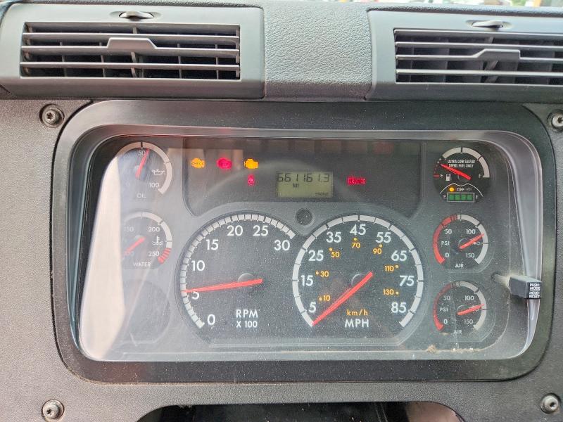 Aukcja sprzedaży 2015 Freightliner Cascadia, vin: 1FUBGBDV7FLGD8301, numer aukcji: 66353326