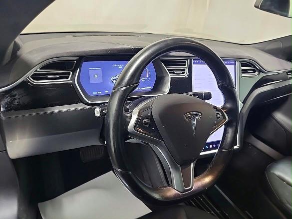 2015 Tesla Model S მანქანა იყიდება აუქციონზე, vin: 5YJSA1H1XFFP78583, აუქციონის ნომერი: 64748856