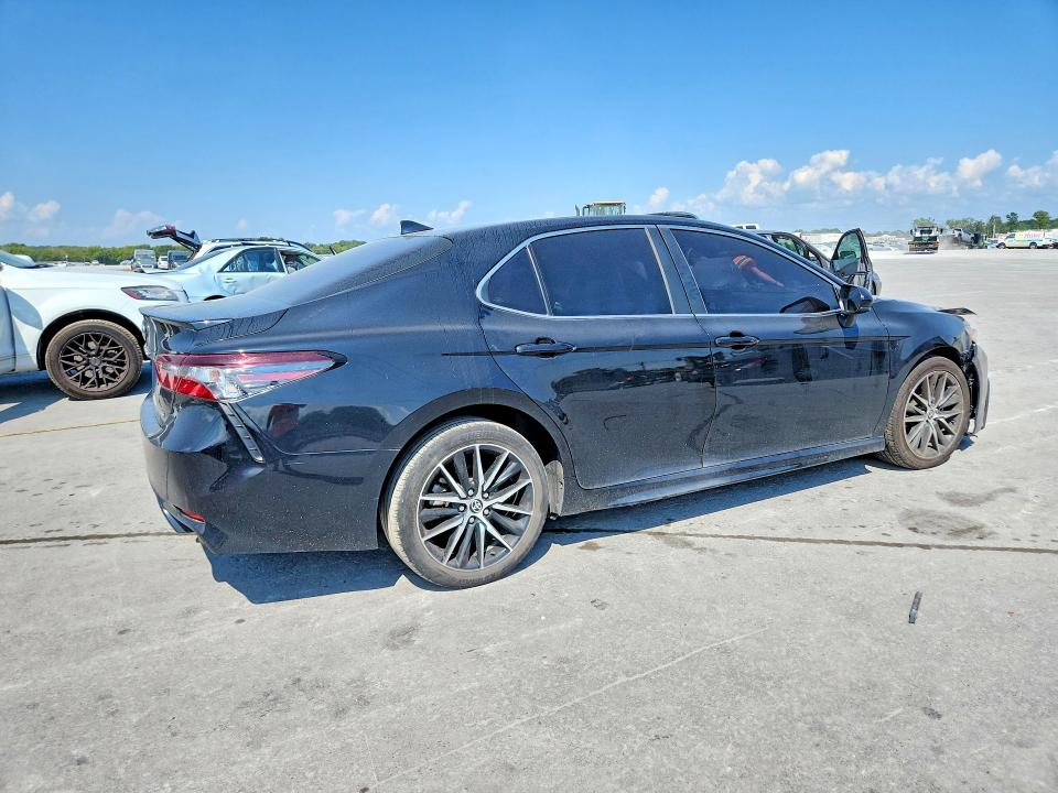 Aukcja sprzedaży 2021 Toyota Camry, vin: 4T1G11AK1MU536029, numer aukcji: 67105896