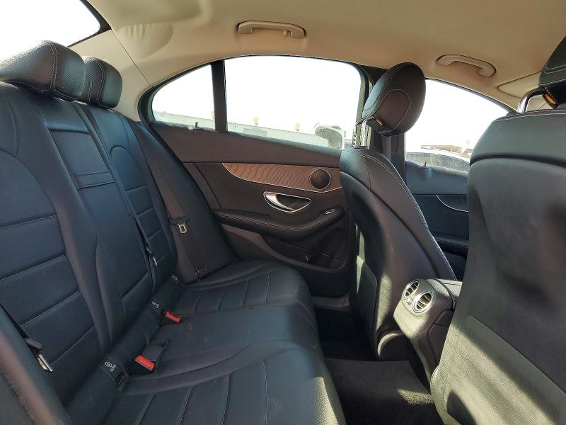 63249026 :رقم المزاد ، 55SWF4JB1GU163234 vin ، 2016 Mercedes-benz C مزاد بيع