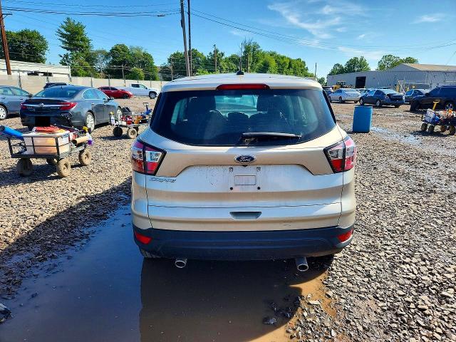 63687416 :رقم المزاد ، 1FMCU0F76HUC40983 vin ، 2017 Ford Escape مزاد بيع
