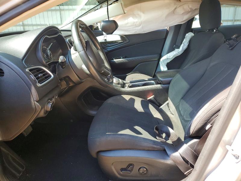 Продаж на аукціоні авто 2015 Chrysler 200, vin: 1C3CCCAB2FN608253, номер лоту: 64042626