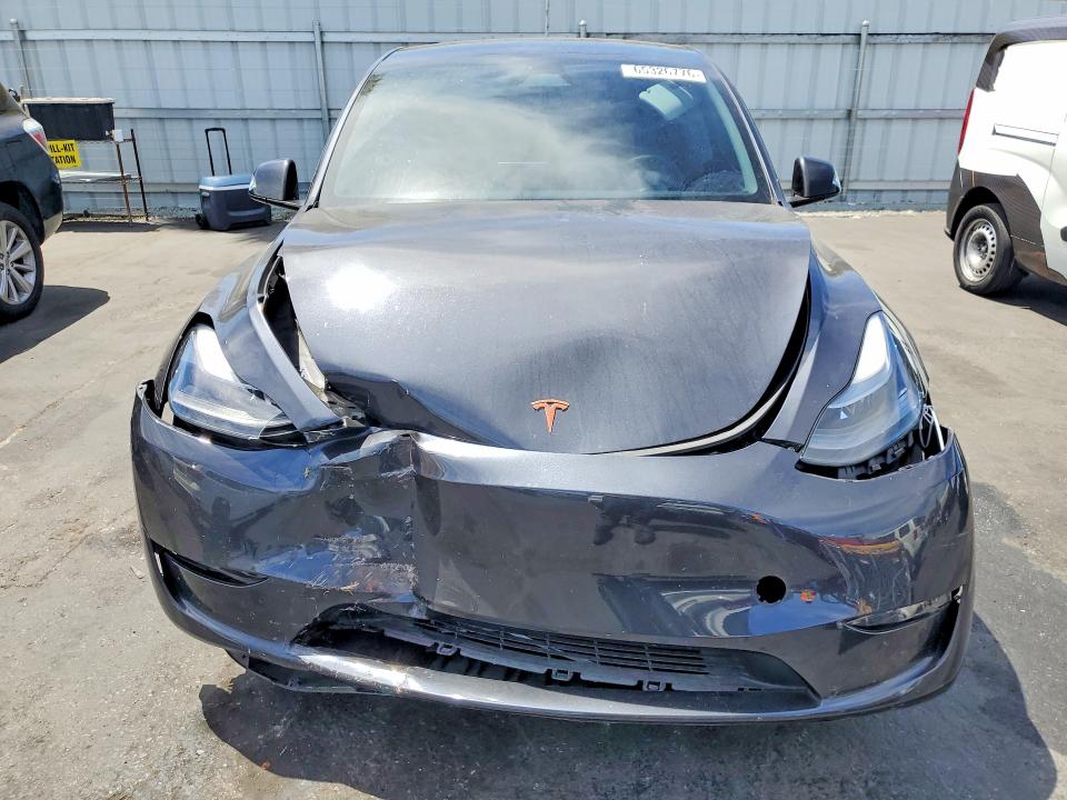 65326776 :رقم المزاد ، 7SAYGDEE2RF032475 vin ، 2024 Tesla Model Y مزاد بيع