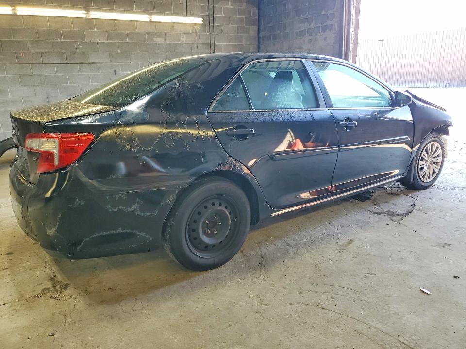 65176726 :رقم المزاد ، 4T4BF1FK8ER386447 vin ، 2014 Toyota Camry مزاد بيع