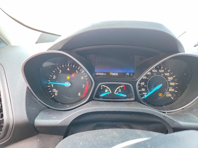 Продаж на аукціоні авто 2017 Ford Escape, vin: 1FMCU9G98HUD70705, номер лоту: 64313946