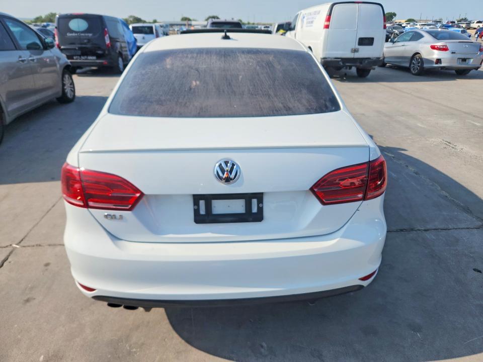 2014 Volkswagen Jetta მანქანა იყიდება აუქციონზე, vin: 3VW4S7AJ3EM307935, აუქციონის ნომერი: 63936376
