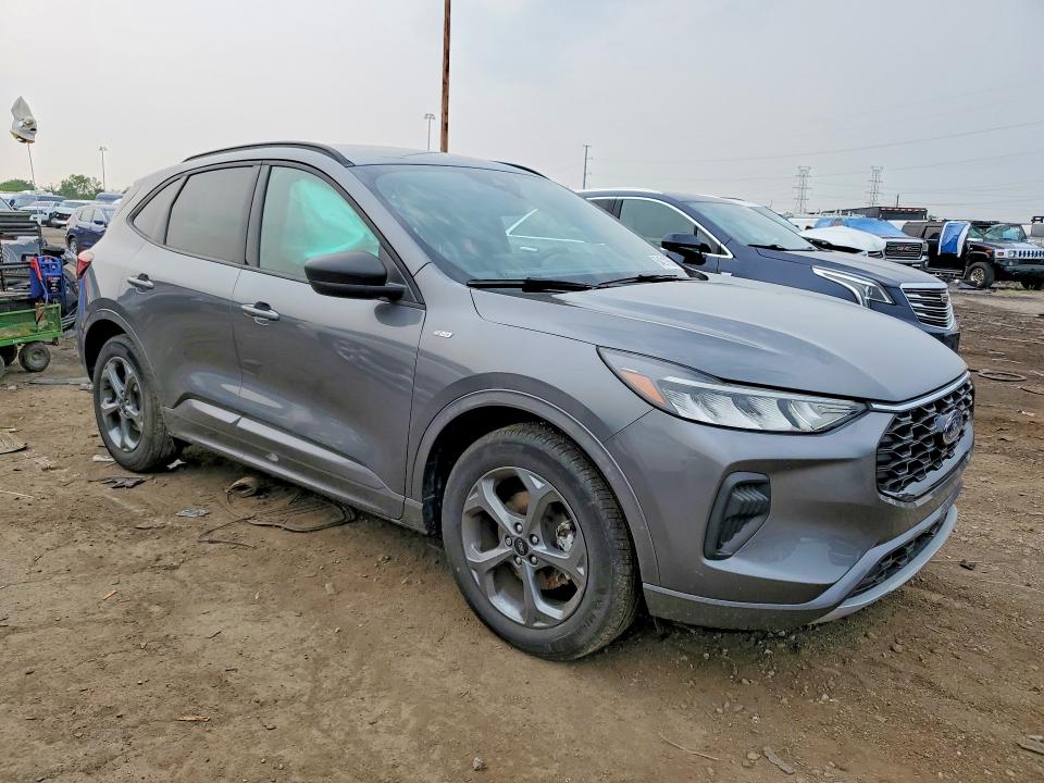 64212556 :رقم المزاد ، 1FMCU0MN1RUA70941 vin ، 2024 Ford Escape مزاد بيع