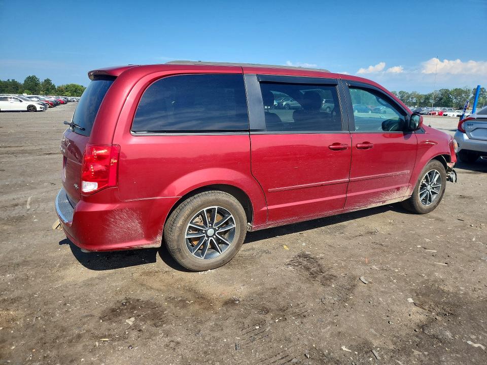 67009266 :رقم المزاد ، 2C4RDGEG6FR557715 vin ، 2015 Dodge Grand Caravan مزاد بيع