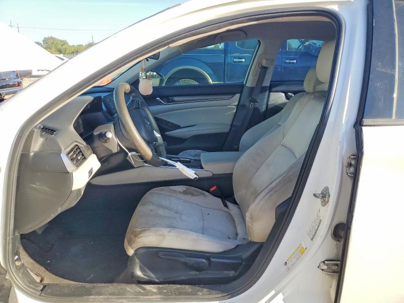 2019 Honda Accord მანქანა იყიდება აუქციონზე, vin: 1HGCV1F19KA038152, აუქციონის ნომერი: 65439966