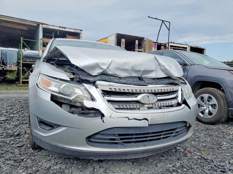 2010 Ford Taurus მანქანა იყიდება აუქციონზე, vin: 1FAHP2HW5AG112438, აუქციონის ნომერი: 62290786
