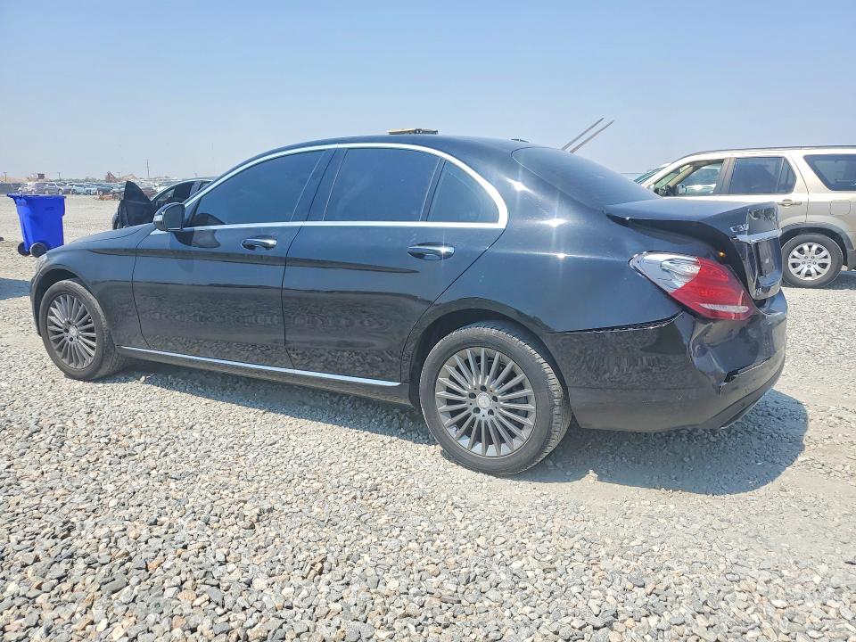 64276276 :رقم المزاد ، 55SWF4KB6FU031969 vin ، 2015 Mercedes-benz C مزاد بيع