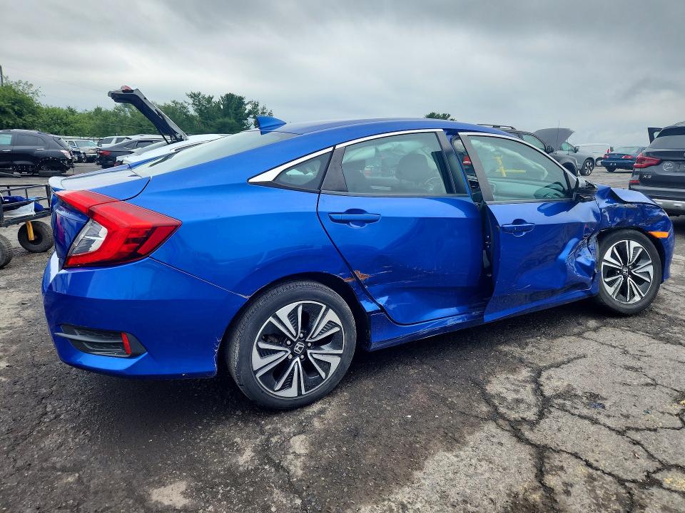 Продажа на аукционе авто 2016 Honda Civic, vin: 2HGFC1F35GH657747, номер лота: 66256466