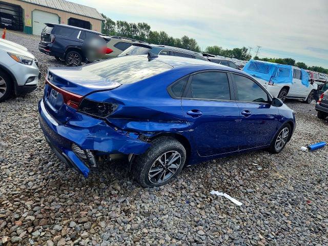 65605266 :رقم المزاد ، 3KPF24AD3NE437146 vin ، 2022 Kia Forte مزاد بيع