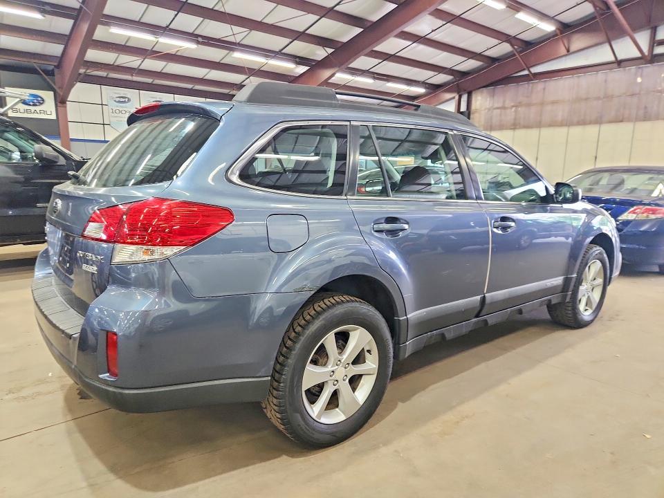 67243226 :رقم المزاد ، 4S4BRBAC8E3262806 vin ، 2014 Subaru Outback مزاد بيع