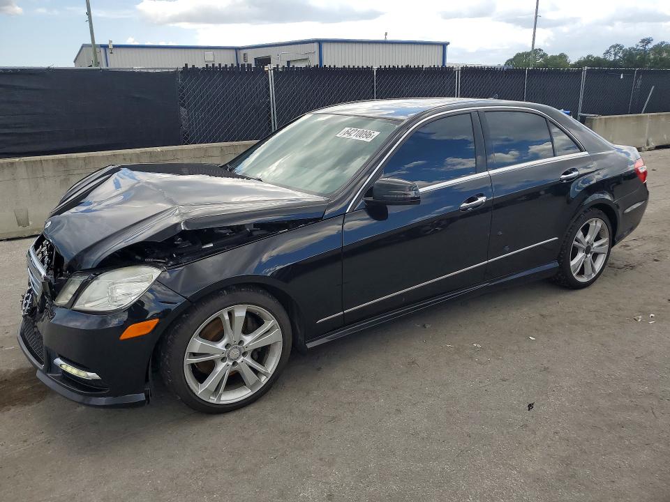 2013 Mercedes-benz E მანქანა იყიდება აუქციონზე, vin: WDDHF5KB2DA727353, აუქციონის ნომერი: 64210096