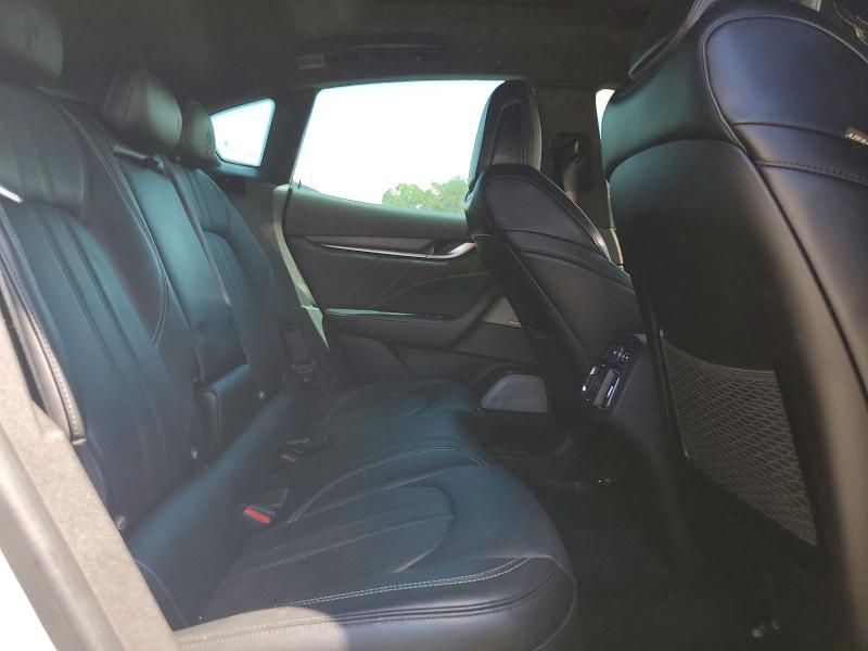 63681346 :رقم المزاد ، ZN661ZUA0KX320314 vin ، 2019 Maserati Levante مزاد بيع