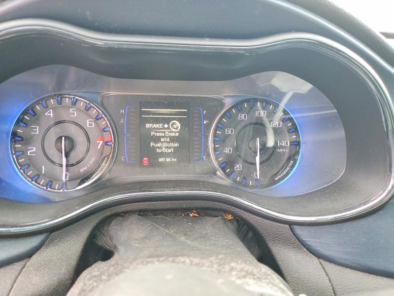 64079526 :رقم المزاد ، 1C3CCCBGXFN582690 vin ، 2015 Chrysler 200 مزاد بيع