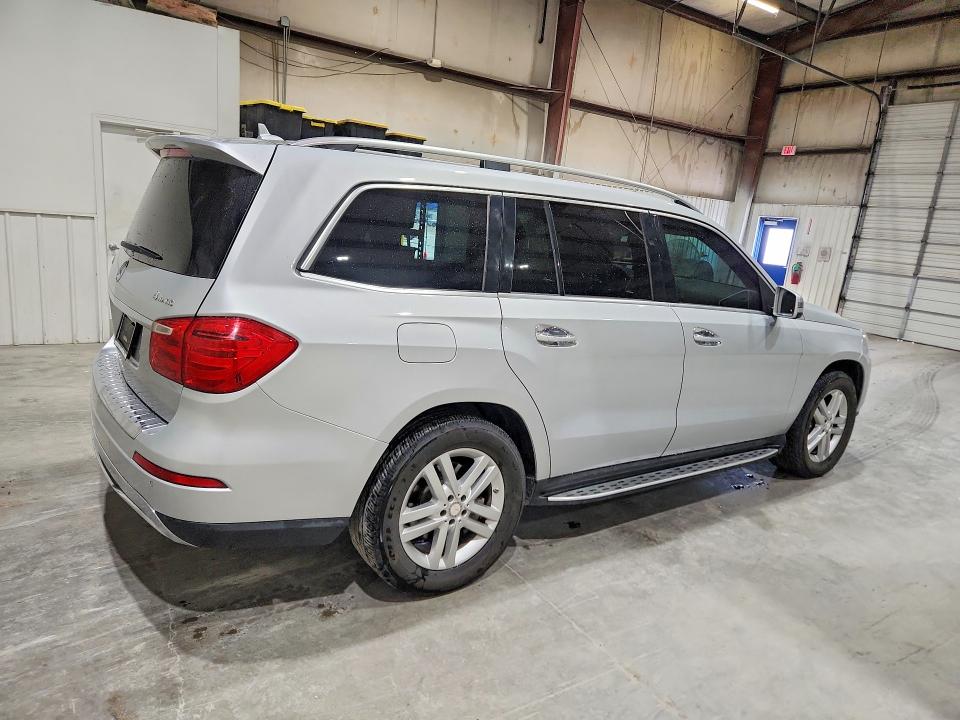 Продаж на аукціоні авто 2015 Mercedes-benz Gl, vin: 4JGDF6EE8FA615840, номер лоту: 64650446