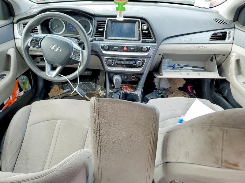 65021806 :رقم المزاد ، 5NPE24AF2JH599935 vin ، 2018 Hyundai Sonata مزاد بيع