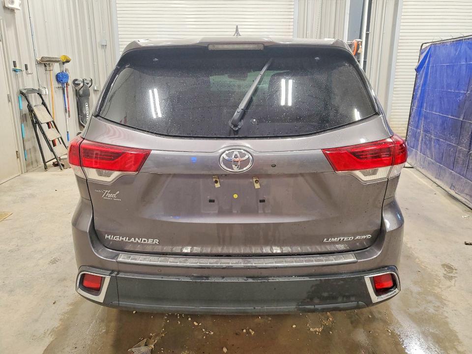2019 Toyota Highlander მანქანა იყიდება აუქციონზე, vin: 5TDDZRFH0KS991726, აუქციონის ნომერი: 64056606