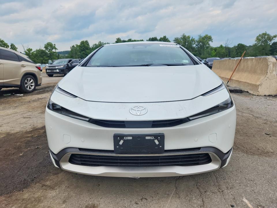 Auction sale of the 2025 Toyota Prius Plug-in Hybrid, vin: JTDACACU2S3053185, lot number: 64252376