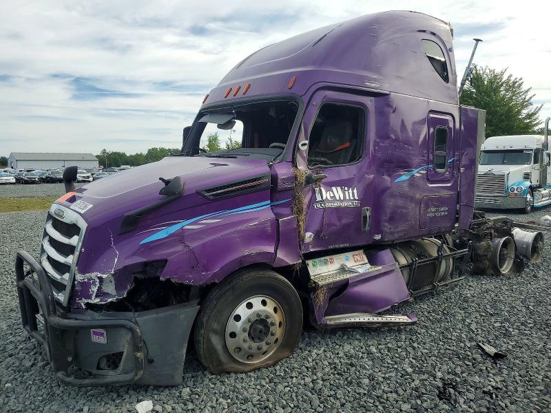 2022 Freightliner Cascadia 126 მანქანა იყიდება აუქციონზე, vin: 3AKJHHDR7NSMY6040, აუქციონის ნომერი: 63878286