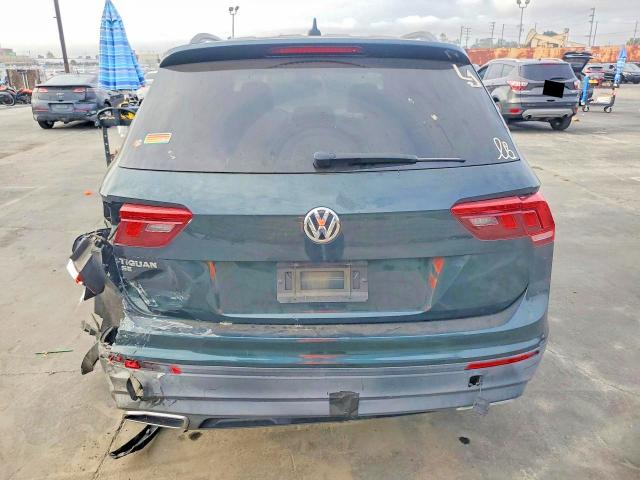 Продажа на аукционе авто 2019 Volkswagen Tiguan, vin: 3VV3B7AX7KM098828, номер лота: 65948246