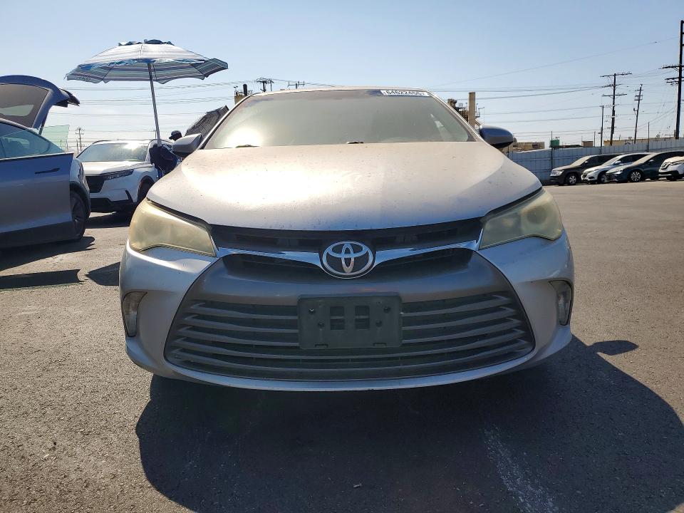 Продажа на аукционе авто 2015 Toyota Camry, vin: 4T4BF1FK1FR445114, номер лота: 64622456