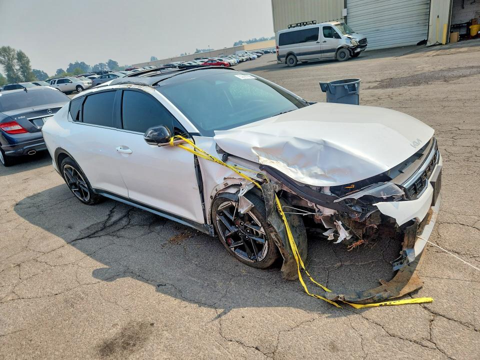 Продажа на аукционе авто 2025 Kia K4, vin: 3KPFW4DE2SE054111, номер лота: 63698756