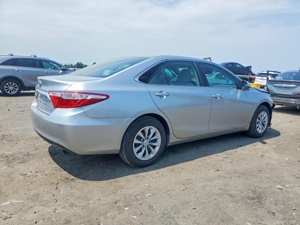 Aukcja sprzedaży 2015 Toyota Camry, vin: 4T4BF1FK6FR489657, numer aukcji: 64435976