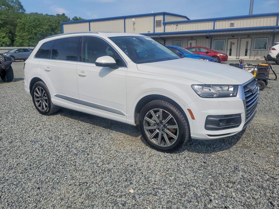 Продаж на аукціоні авто 2018 Audi Q7, vin: WA1LHAF71JD014655, номер лоту: 65117936