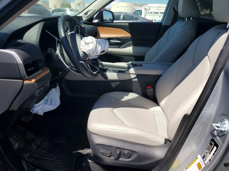 2024 Toyota Grand Highlander მანქანა იყიდება აუქციონზე, vin: 5TDAAAB5XRS049524, აუქციონის ნომერი: 64107386