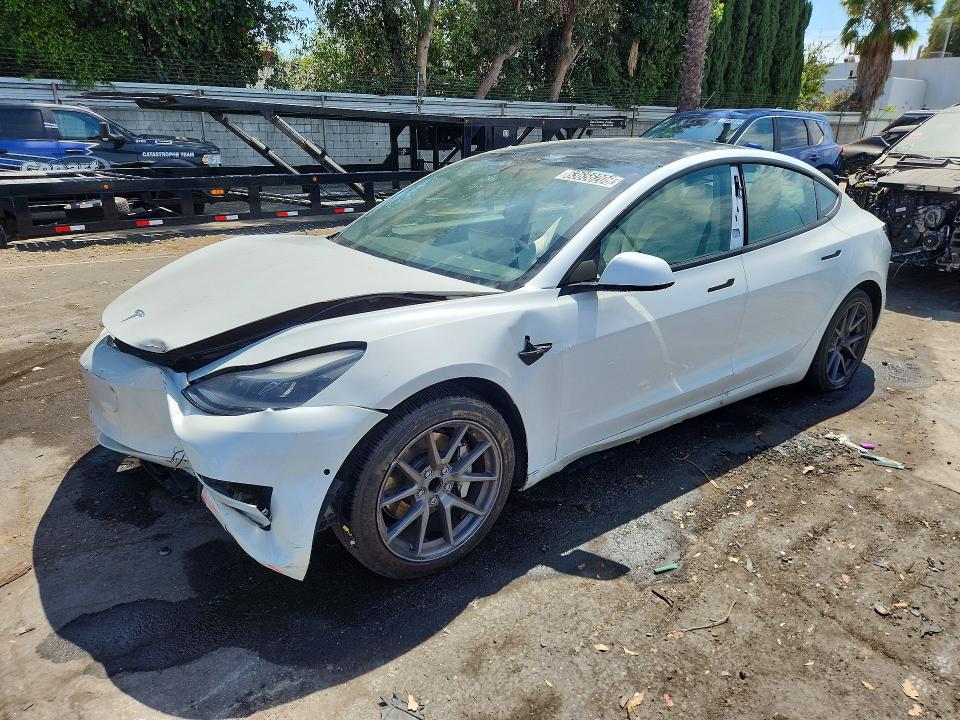 63656206 :رقم المزاد ، 5YJ3E1EAXMF928928 vin ، 2021 Tesla Model 3 مزاد بيع