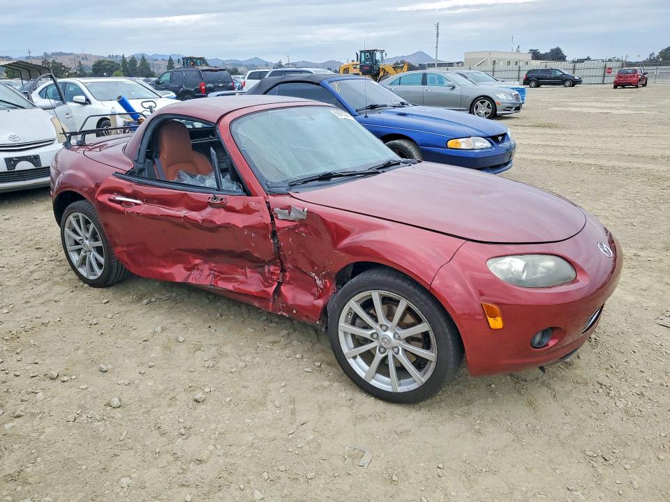 66989846 :رقم المزاد ، JM1NC26F180154135 vin ، 2008 Mazda Mx-5 Miata مزاد بيع